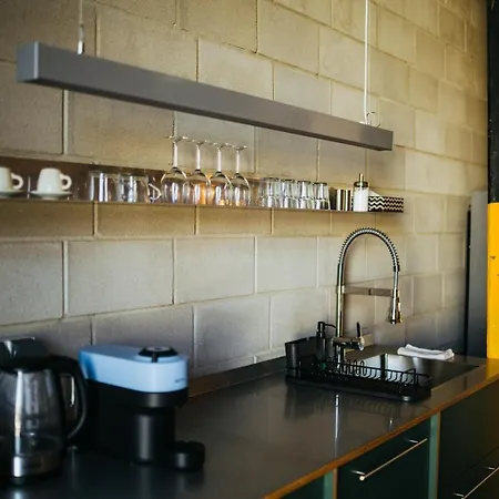 Smaltovna Lofty Apartment