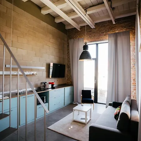 Smaltovna Lofty Apartment Lucenec